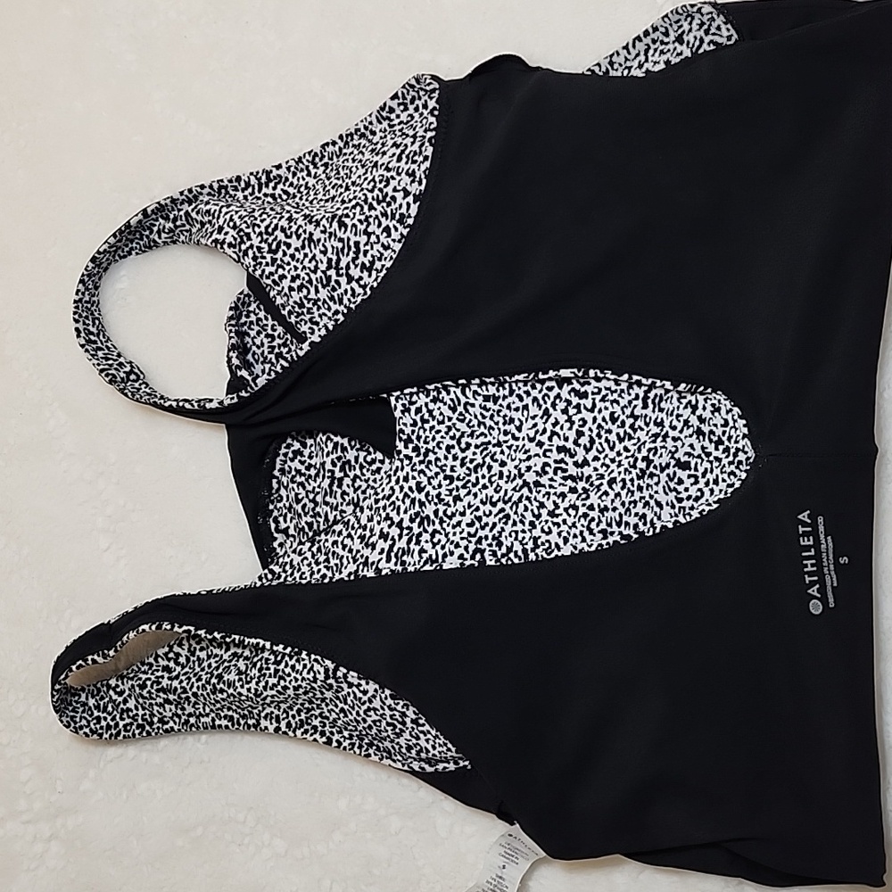Athleta One Piece Swimsuit Medium M Black White Seychelles Jacquard Vneck - Picture 15 of 16